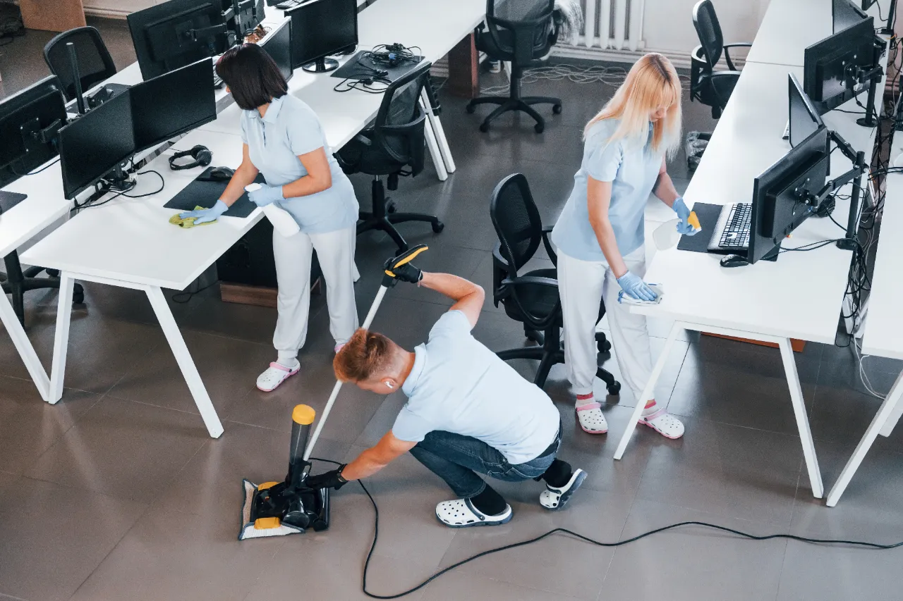 Office Cleaning crew at work in Hoboken, NJ